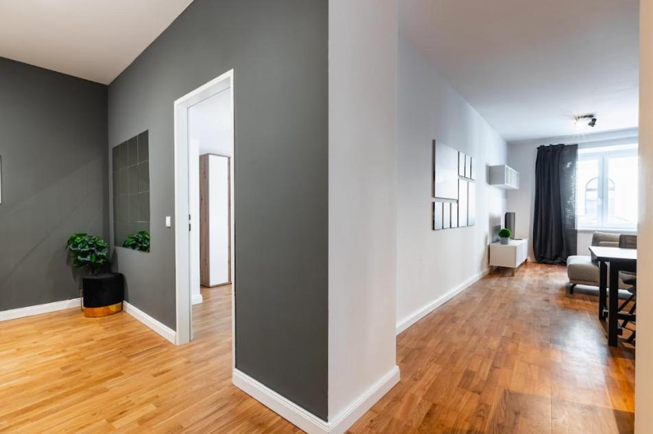 Authentic Apartment Next To Schwedenplatz Wien Exterior foto