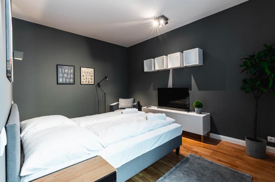 Authentic Apartment Next To Schwedenplatz Wien Exterior foto